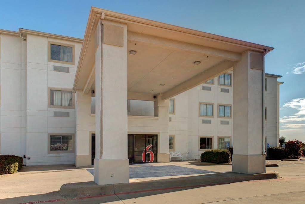 Motel 6 Waco - Woodway Bagian luar foto